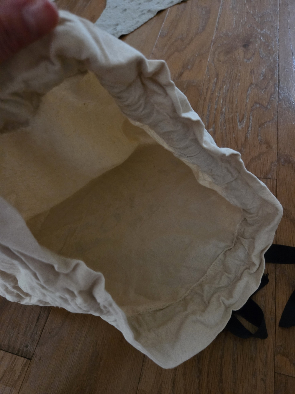 Drawstring Dust Bag - Picture 3 of 4